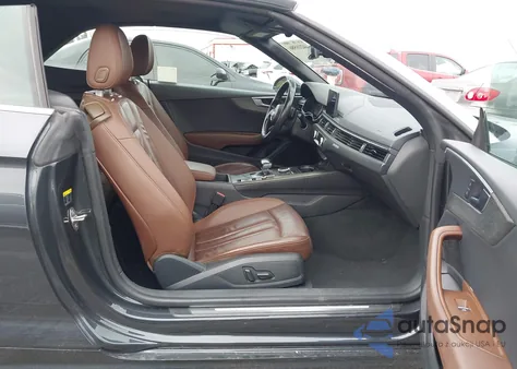 2018 Audi A5 2.0T Premium z USA, uszkodzony, nr VIN WAUYNGF55JN001825